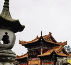 三佛寺