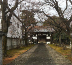 又斯登公寓旧址