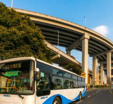 南浦大桥浦西公交枢纽站