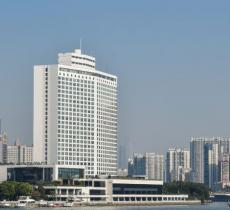 白鹅潭