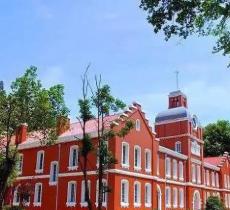 博学中学教堂