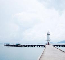 海滨泳场灯塔