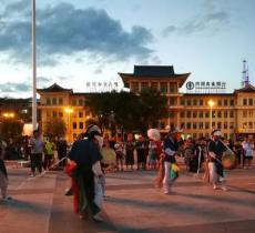 青年广场