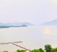青山湖